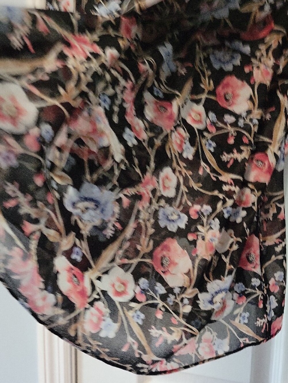 White House Black Market Black Floral Tie-Neck Blouse - Picture 5 of 8
